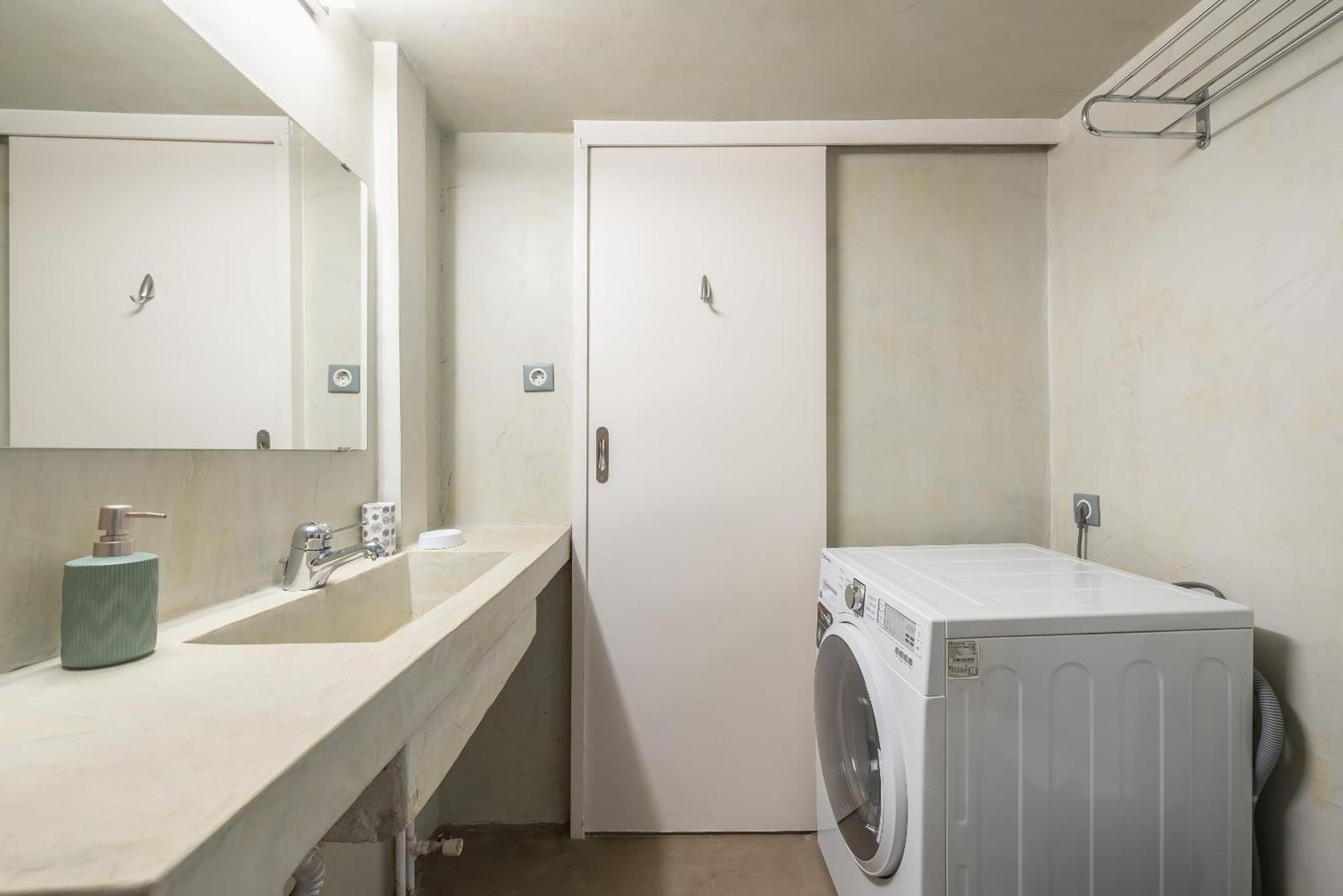 Апартаменти Stylish 2 Bd Urban Retreat Near Panormou Metro Афіни Екстер'єр фото