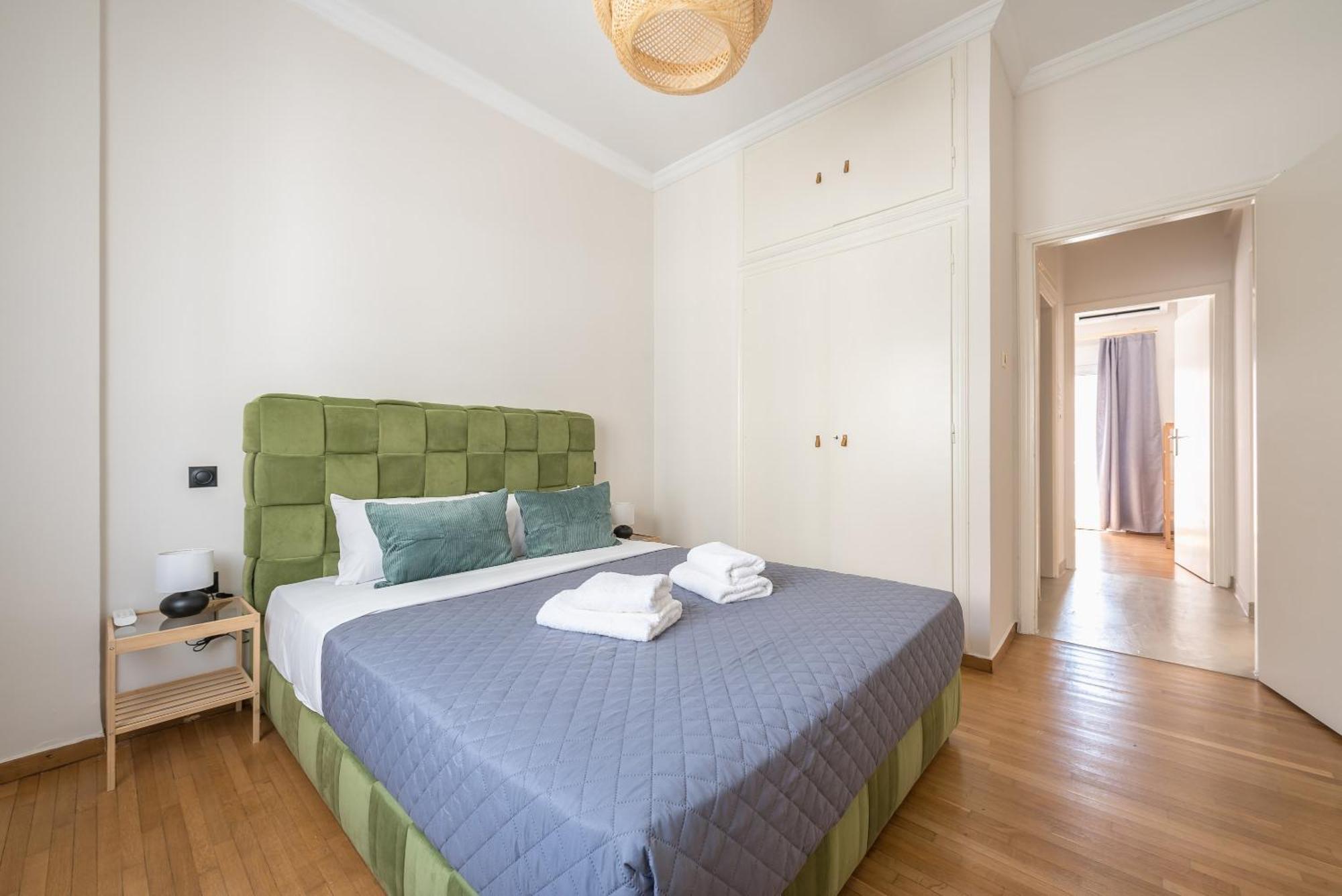 Апартаменти Stylish 2 Bd Urban Retreat Near Panormou Metro Афіни Екстер'єр фото